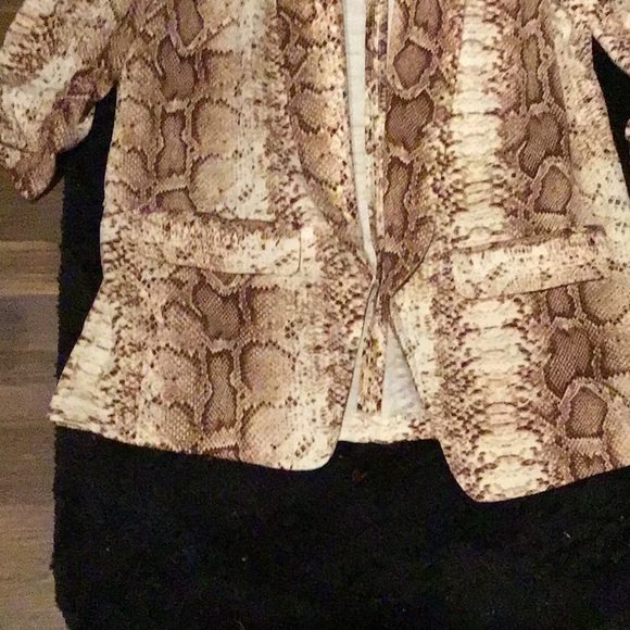 Snakeskin Print Blazer-New with tag - Picture 6 of 10